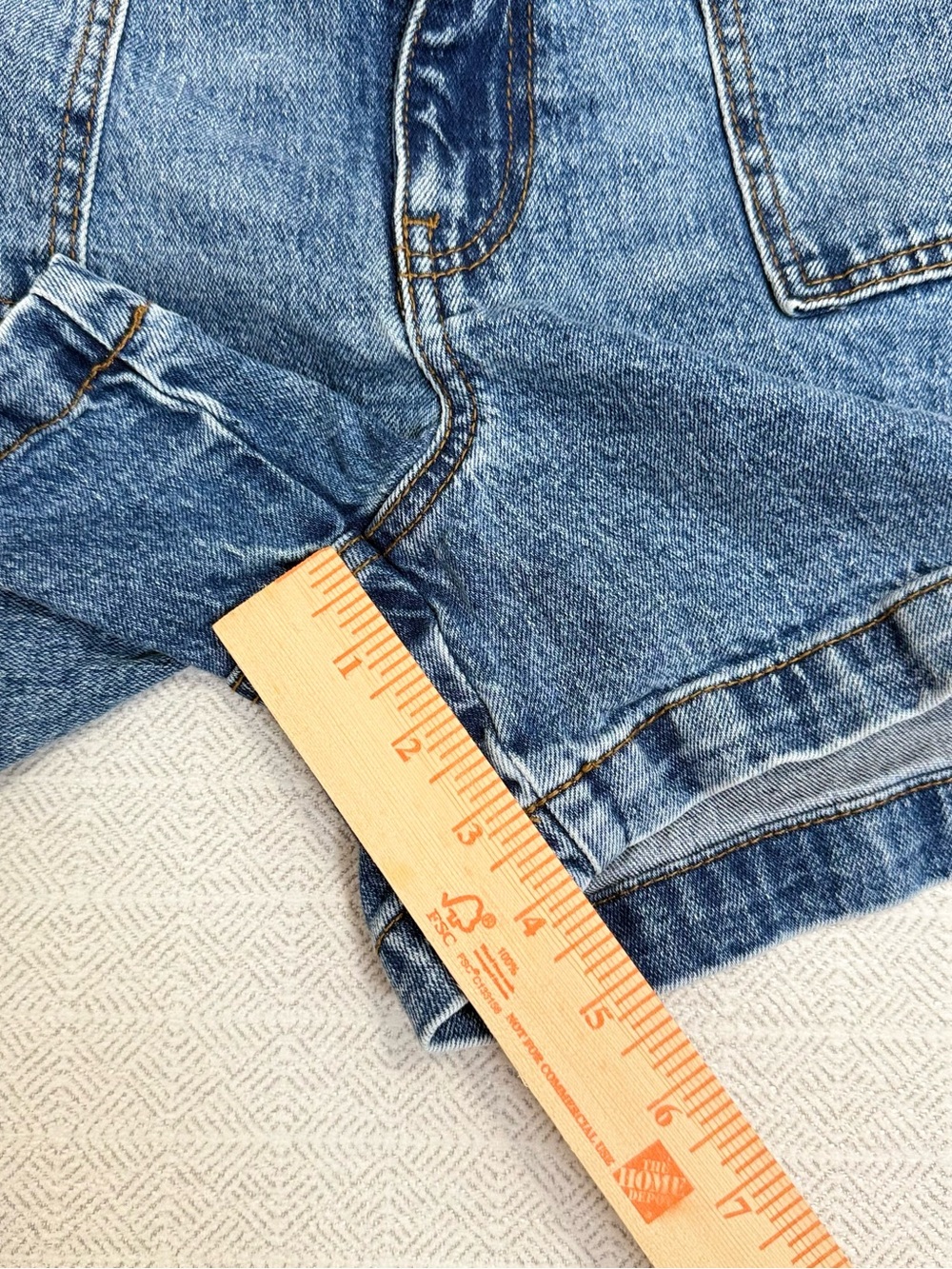 Kut from the Kloth Jane with Patch High-Rise Denim Shorts - Picture 8 of 11